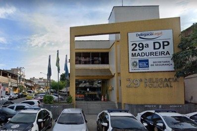 Dupla suspeita de vender carro clonado é presa na Barra