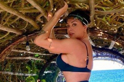 Juju Salimeni mostra o bumbum em foto de biquíni e recebe elogios