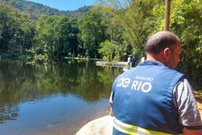Representantes da empresa Águas do Rio vistoriam mananciais em Magé