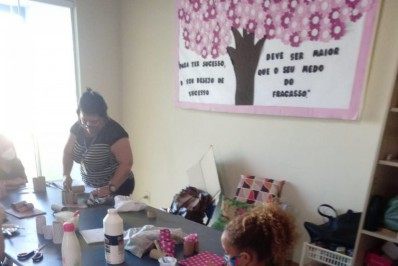 Secretaria de Desenvolvimento Social promove aula inaugural de Oficina de Reciclagem em Búzios