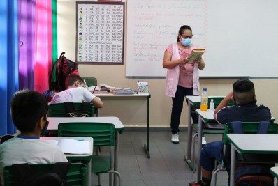 Educação sobe 4,98% em fevereiro e gera o maior impacto entre os grupos do IPCA