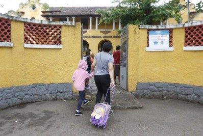 Rio tem 25 mil alunos que não voltaram às escolas e nem entregaram as atividades