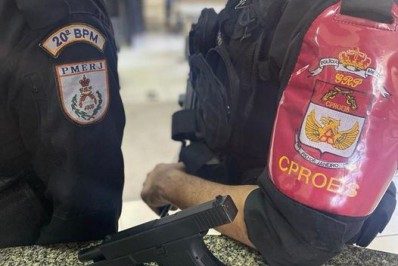 Dupla é presa após tentar fugir de abordagem da PM em Mesquita