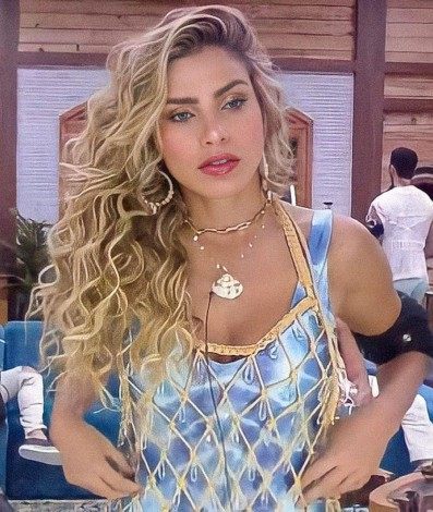 Erika Schneider - Reprodução