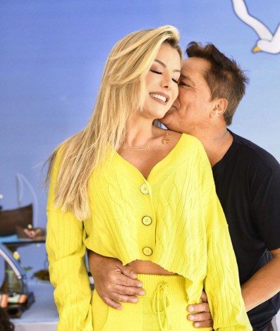 Poliana Rocha e Leonardo - Reprodução