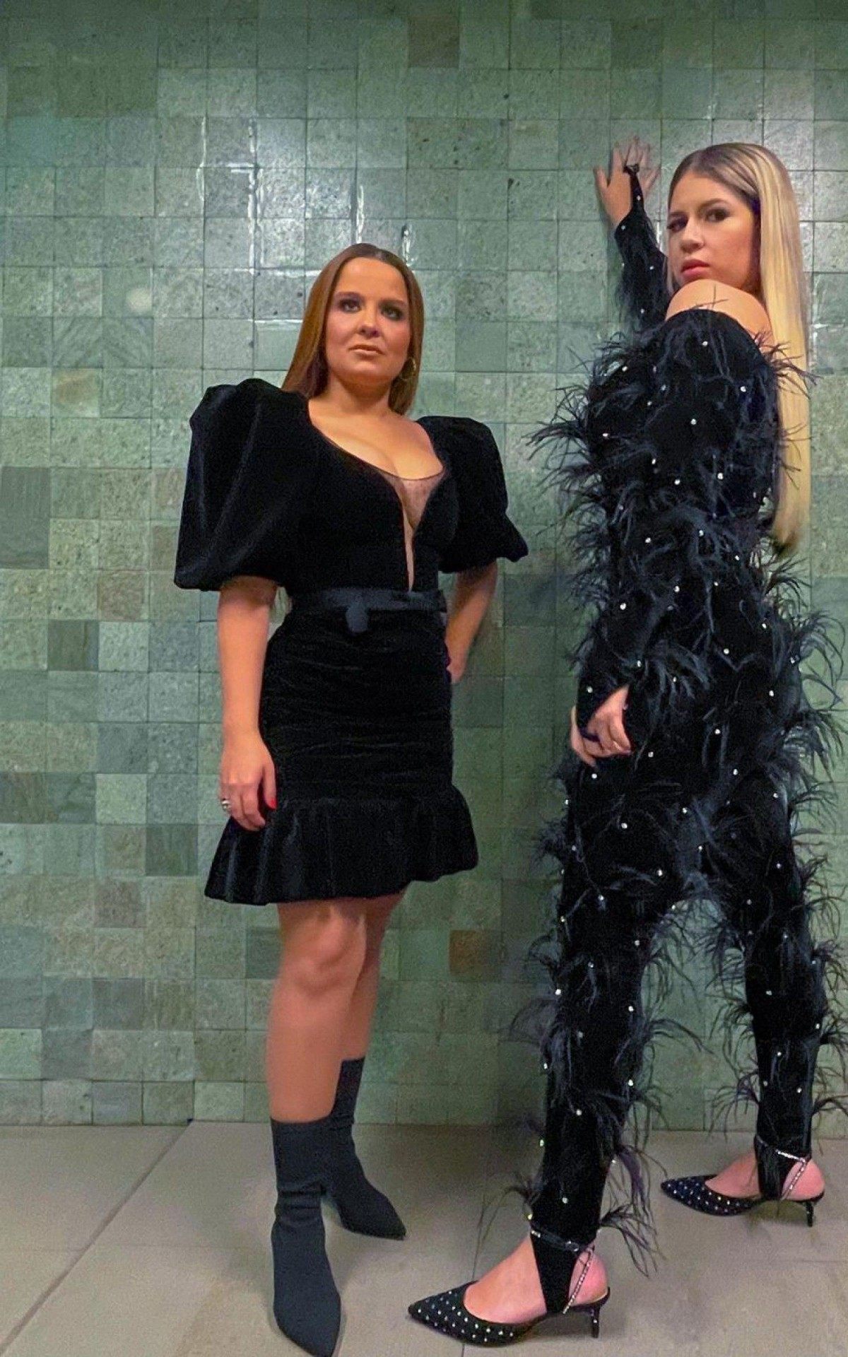 Maiara e Mar&iacute;lia Mendon&ccedil;a