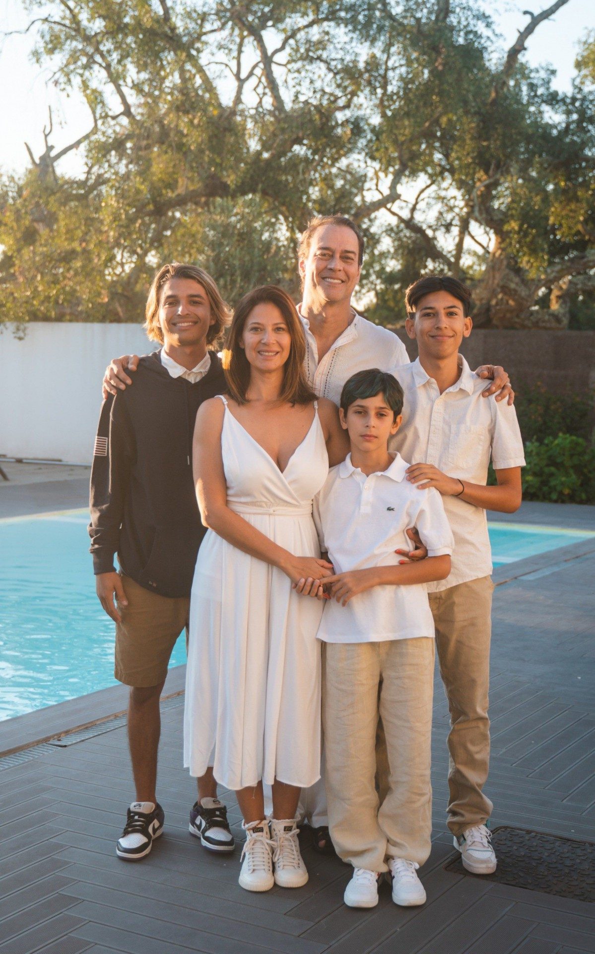 Marcello Antony renova votos de casamento com Carolina Antony em Portugal