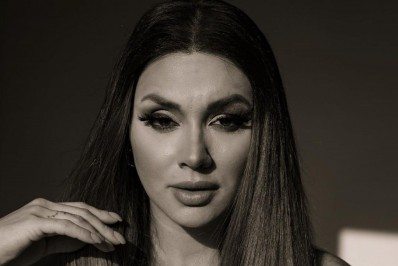 De topless, Juju Salimeni faz reflexão sobre a vida: 'Nunca fui santa'