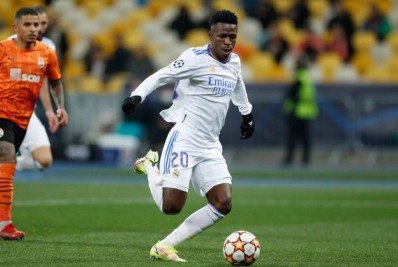 Vídeo: Vinicius Júnior, ex-Flamengo, faz golaço pelo Real Madrid na Liga dos Campeões