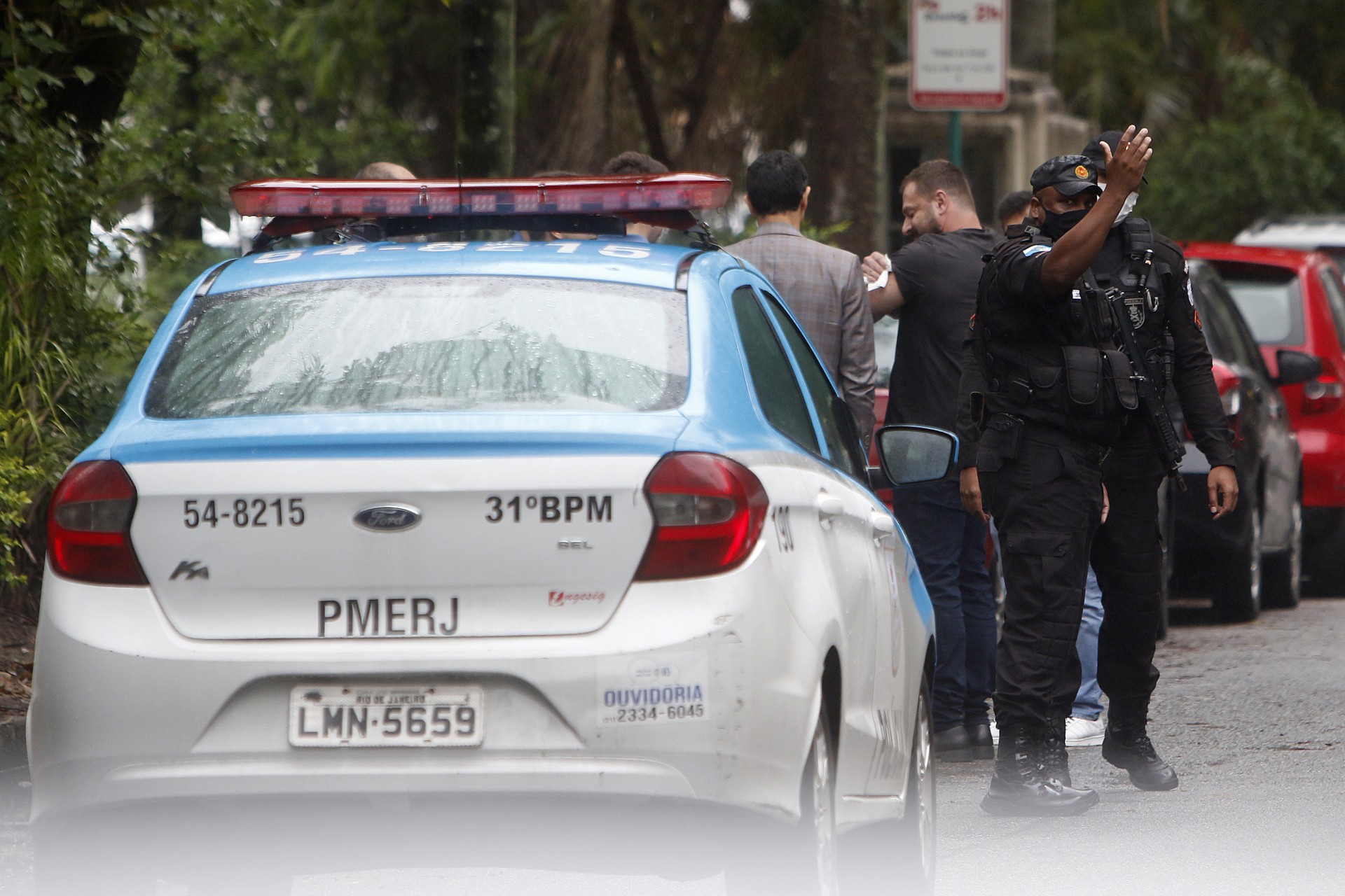 Policia - Medico morto na Barra da Tijuca, zona oeste do Rio. Claudio Marsili, foi morto em assalto na manha de hoje quando chegava para trabalhar. - Reginaldo Pimenta / Agencia O Dia