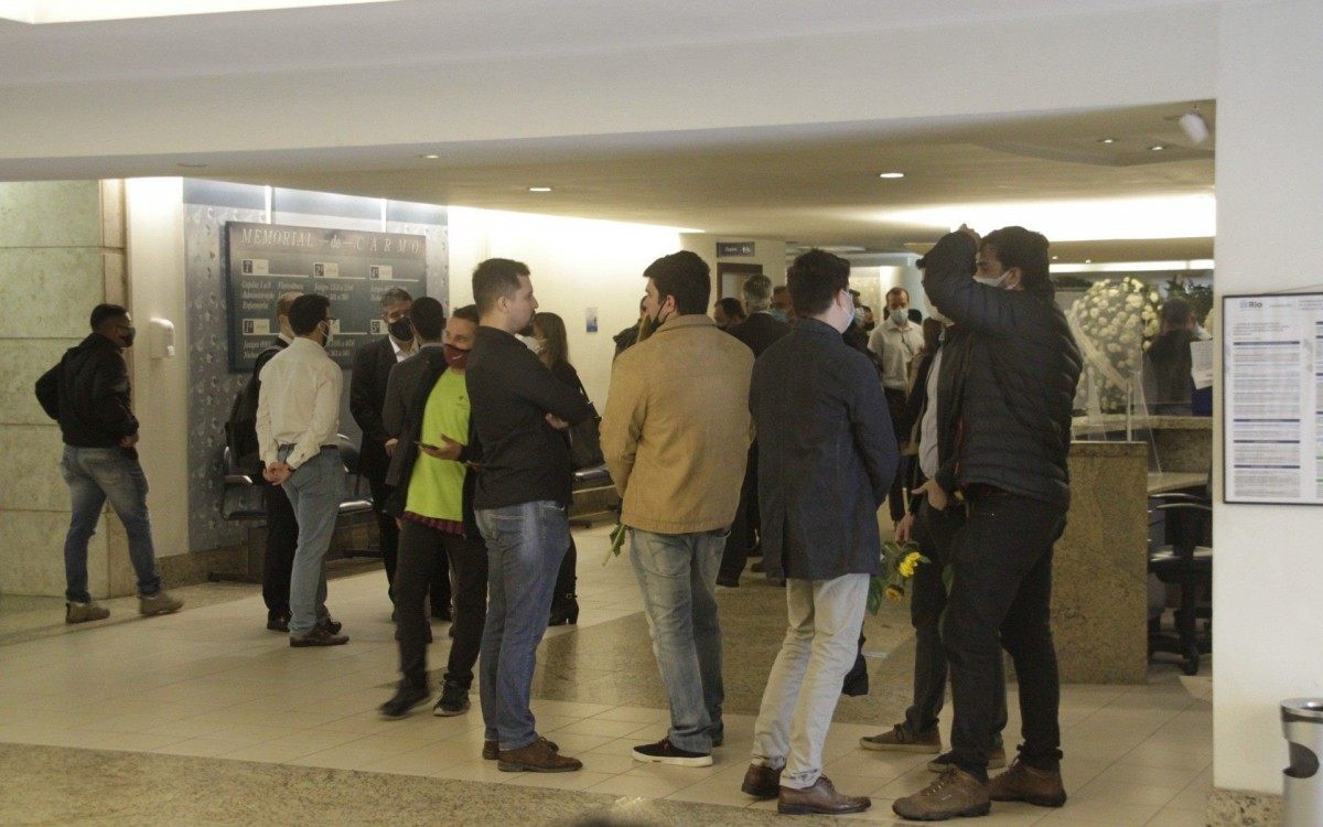 Velorio do Medico Claudio Marsili assassinado na Barra da Tijuca, nesta quarta (20).