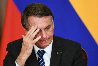 CPI aprova quebra de sigilo das redes sociais de Bolsonaro após declaração falsa sobre vacinas