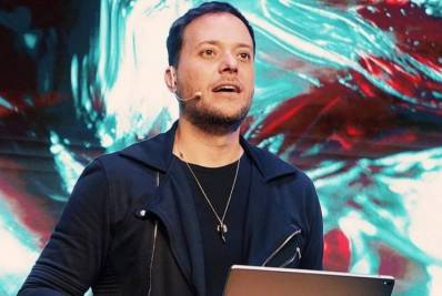 Direita alega 'perseguição' contra falas homofóbicas de André Valadão