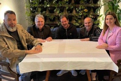 Grupos de Waguinho e Garotinho se reúnem em São Paulo com Rueda