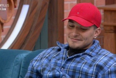 A Fazenda: MC Gui pega todos de surpresa, salva Rico e coloca Gui Araújo na Roça