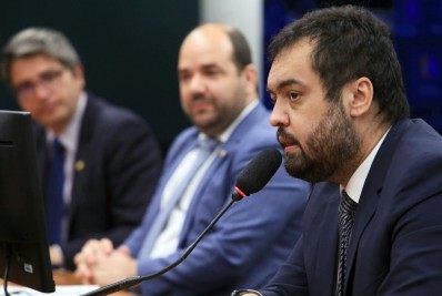 Cláudio Castro vai a Brasília em busca de apoio para adiar pagamento de dívida de R$ 5 bilhões