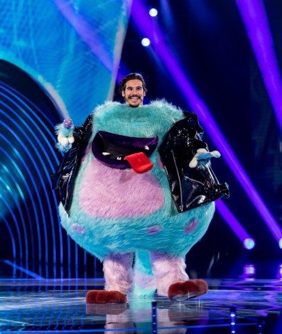 Nicolas Prattes é o monstro - Divulgação / TV Globo