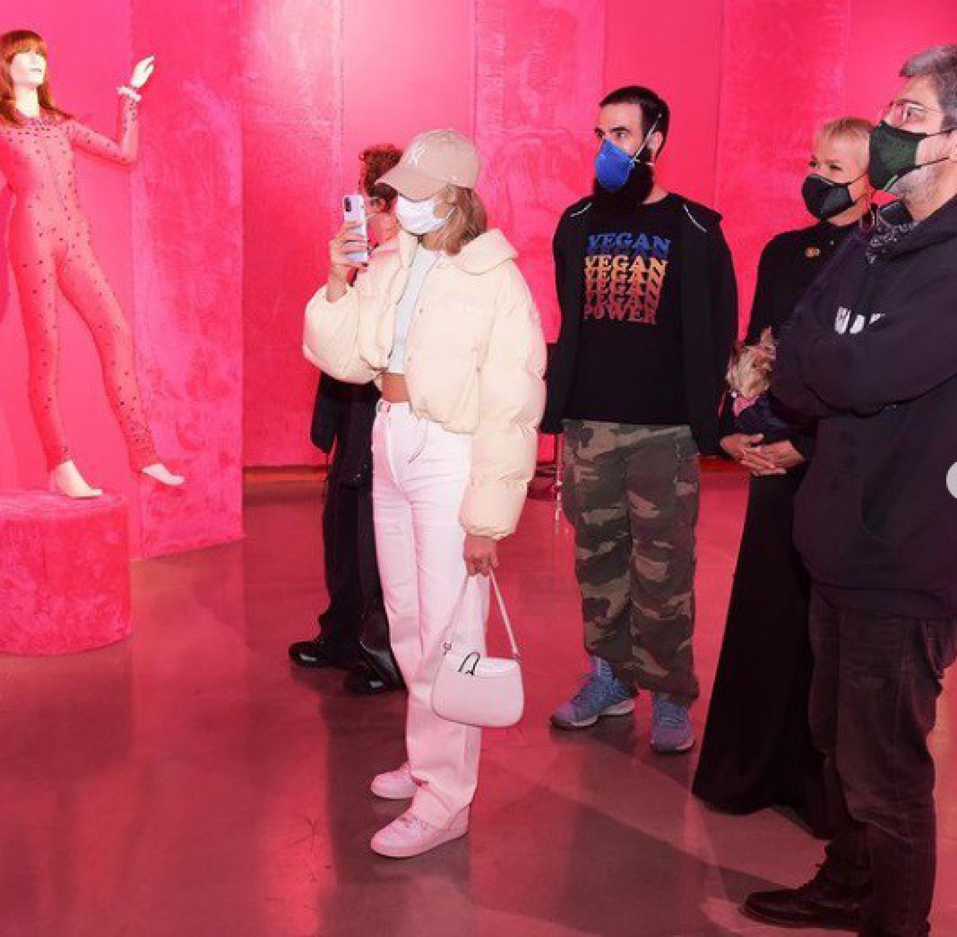 Xuxa vai à exposição de Rita Lee - reprodução do instagram