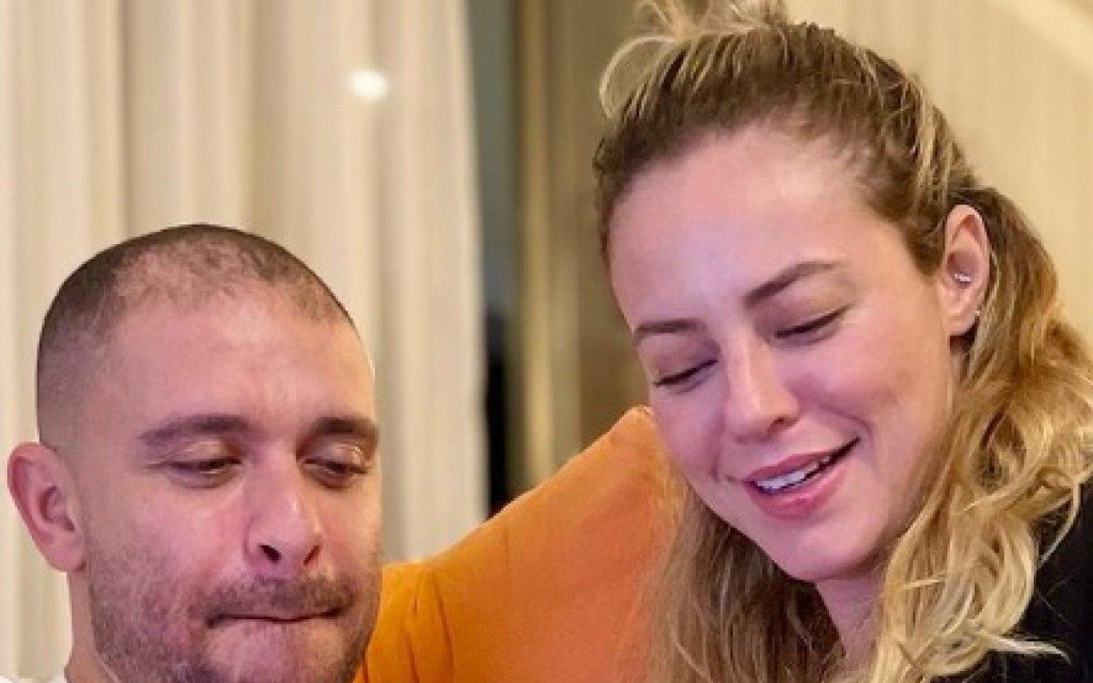 Paolla Oliveira, Diogo Nogueira e Bruttus