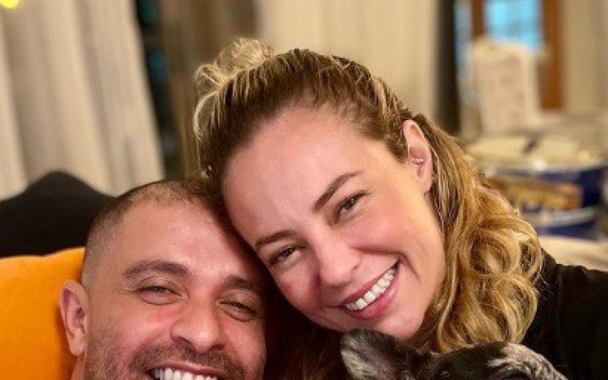 Paolla Oliveira, Diogo Nogueira e Bruttus