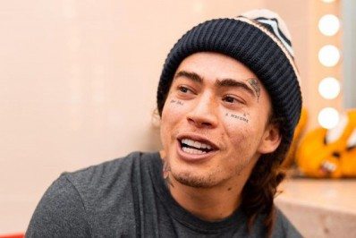 Whindersson oferece helicóptero para ajudar vítimas de enchentes na Bahia