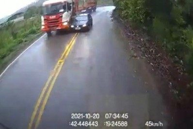 Câmera registra ultrapassagem irregular que matou criança em MG