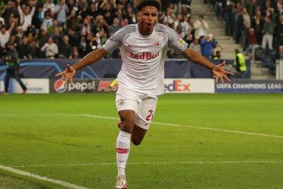 Real, Bayern e Liverpool disputam joia do RB Salzburg comparada a Haaland