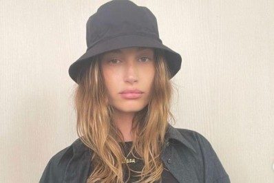 Que susto! Esposa de Justin Bieber se pronuncia após internação devido a 'coágulo no cérebro'