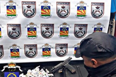 Criminoso é morto durante ação da PM para retirada de barricadas no Jardim Metrópole