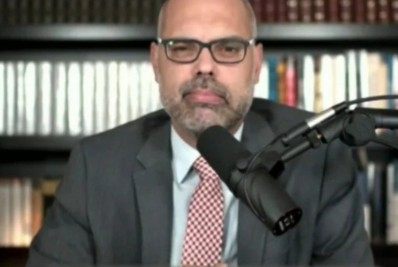 Delegada da PF responsável por extradição do blogueiro Allan dos Santos é exonerada