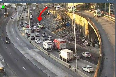 Avenida Brasil tem atropelamento com vítima fatal na altura da Maré