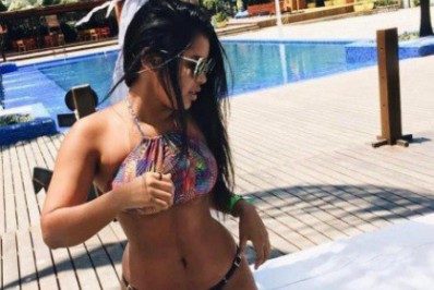 Jogador do Flamengo assume nova namorada e divulga nas redes sociais