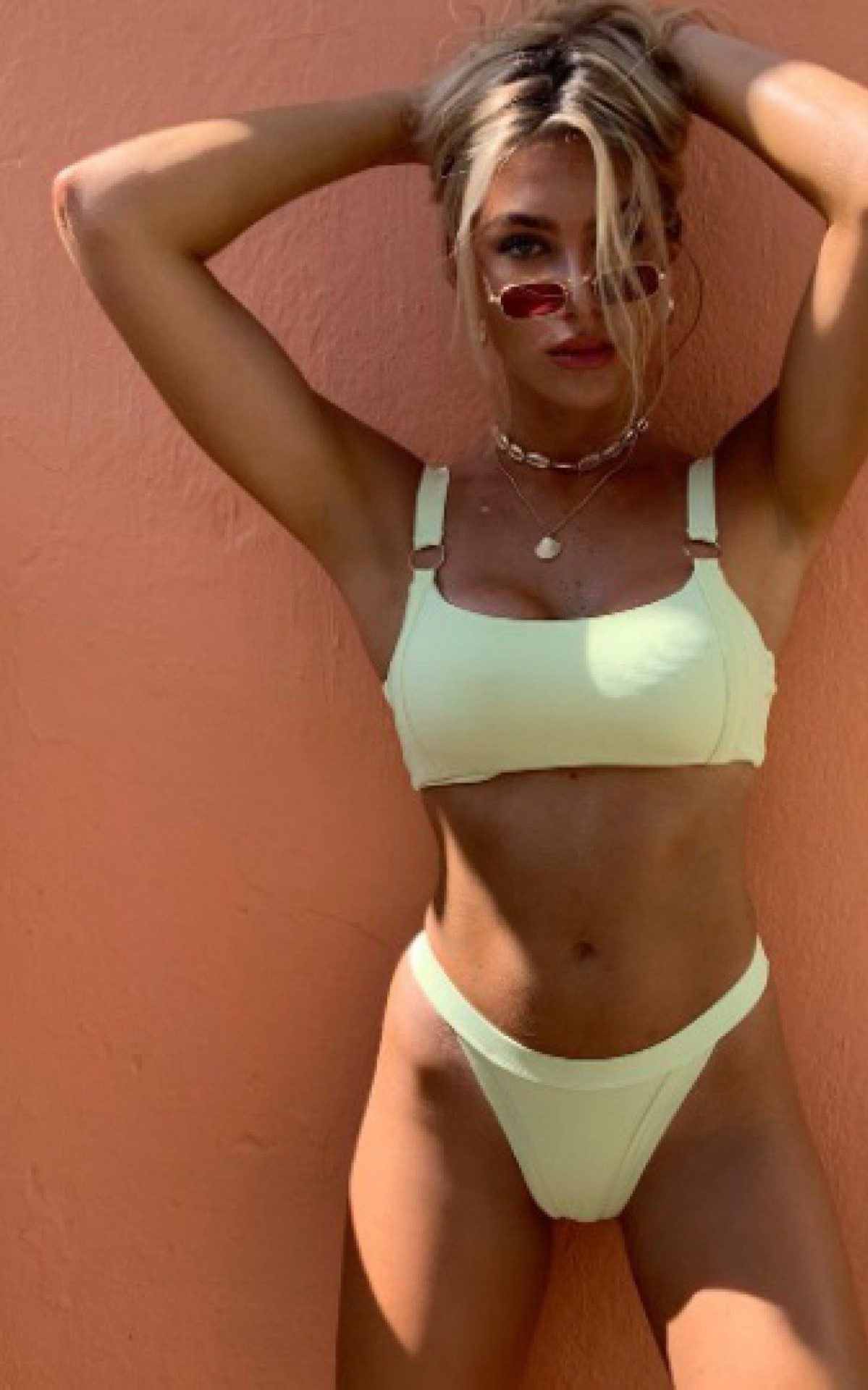 Nicole Berry seria novo affair de Dele Alli