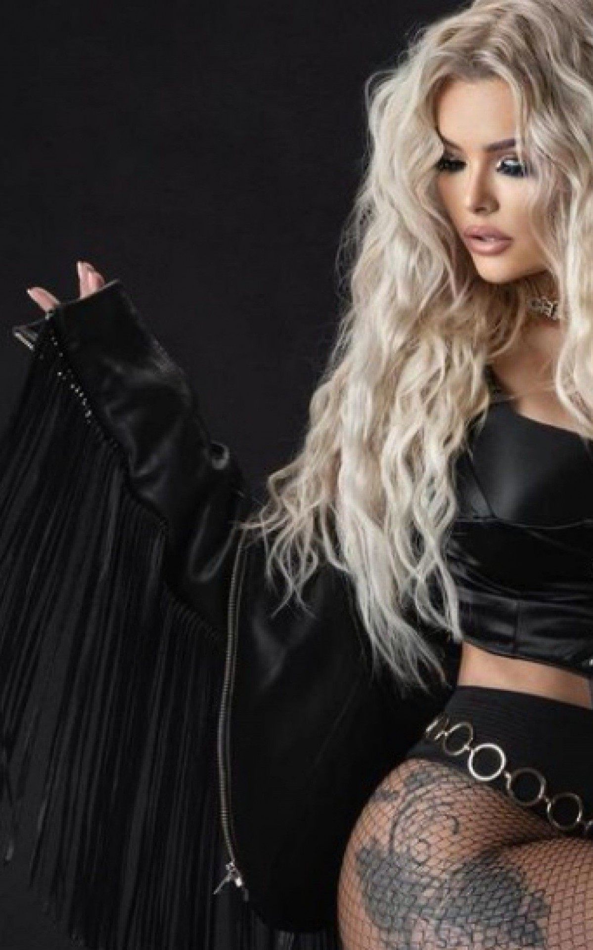 Anna Monroe se disse desiludida com Floyd Mayweather Jr.