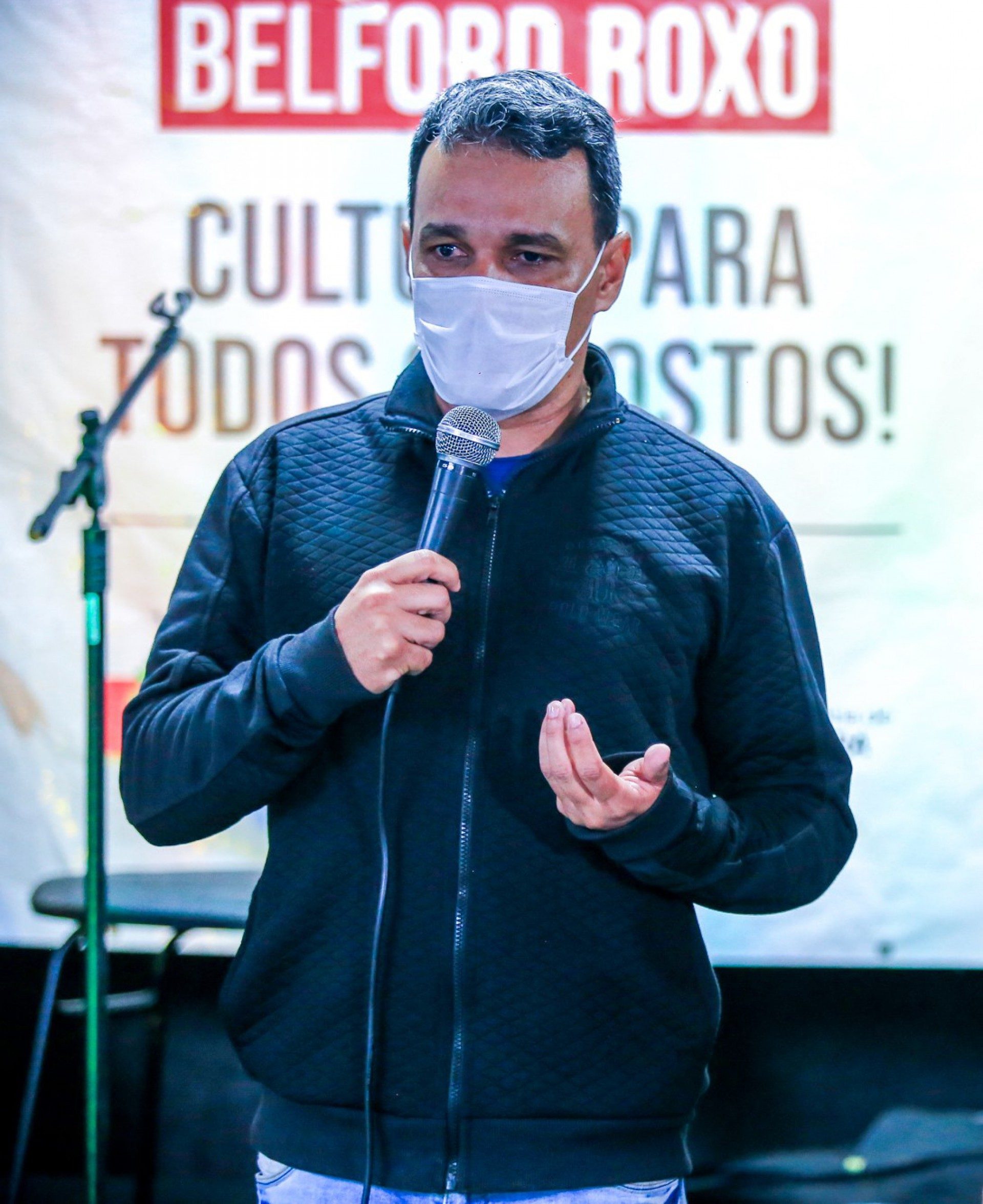 O secret&aacute;rio de Cultura, Bruno Nunes, destacou o talento de Neco Trindade e dos artistas que ir&atilde;o se apresentar - Rafael Barreto / PMBR