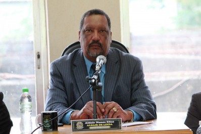 Sancionada lei que proíbe cobrança de sacolas  nos comércios de Maricá