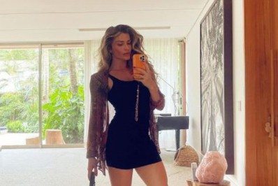 Grazi posta foto com mini vestido e recebe elogios de famosos