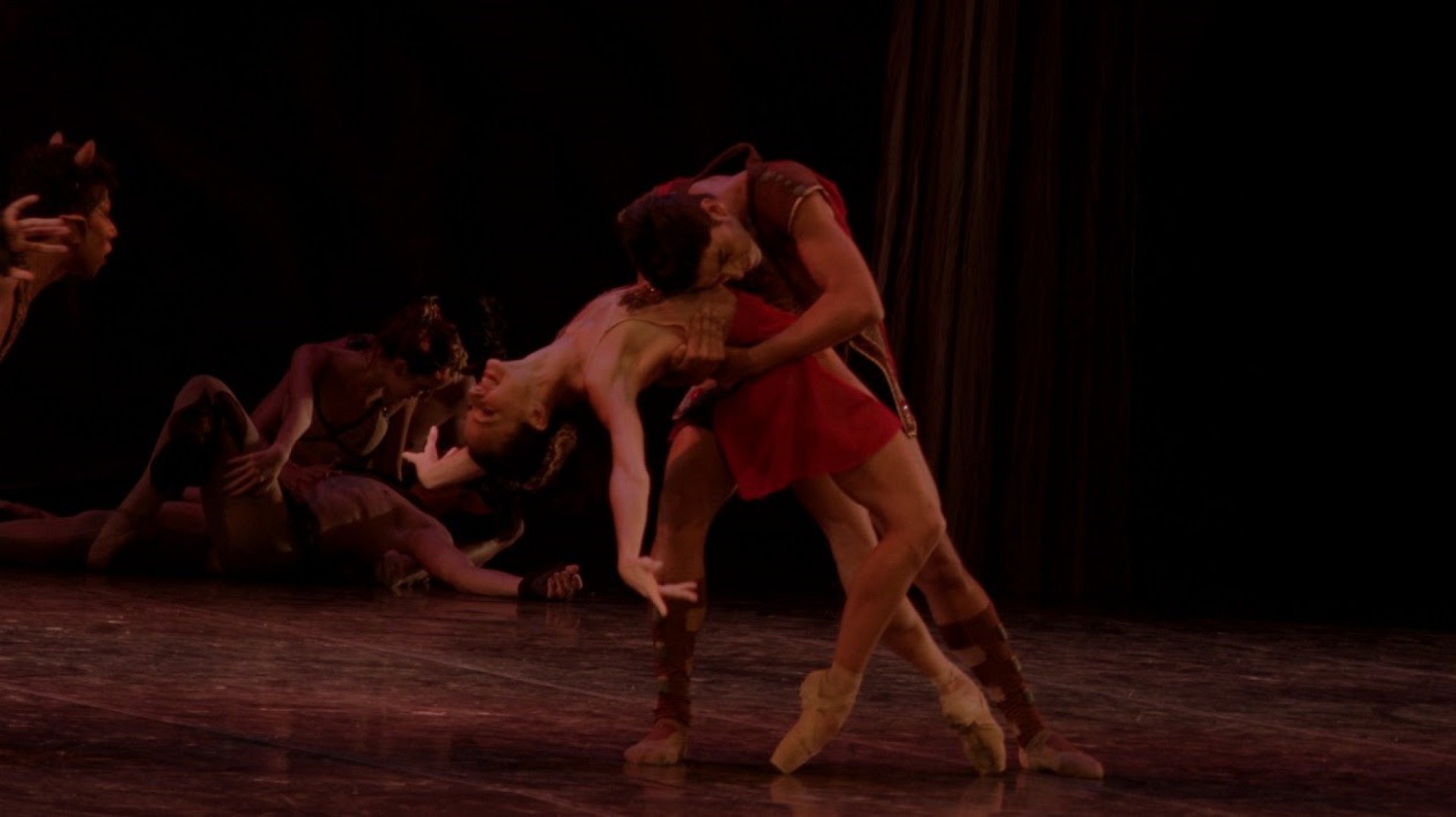 'Noite de Walpurgis' com a primeira bailarina do TMRJ Márcia Jaqueline

 - Igor Corrêa