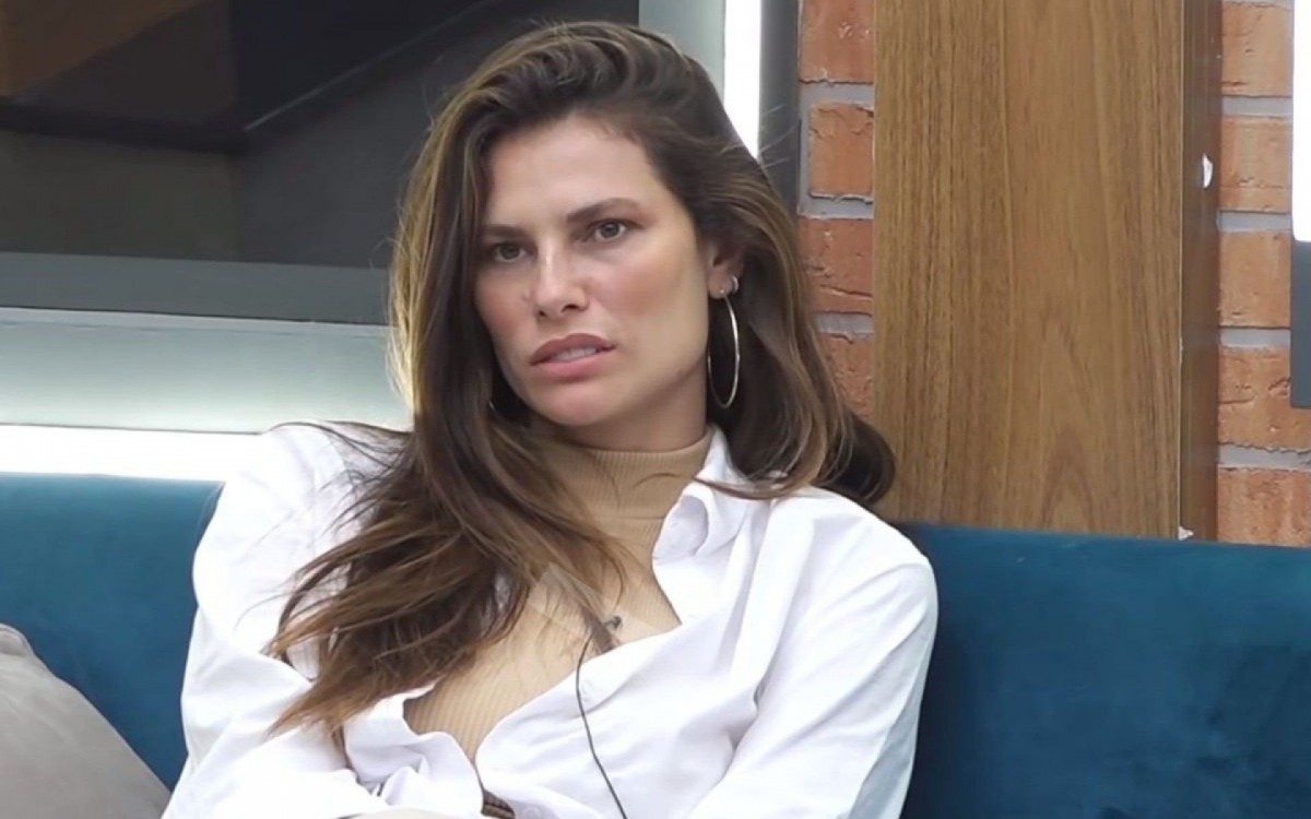 Fãs da modelo não gostaram de comentário feito por Erika