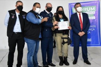 Fórum de Segurança: Casimiro pretende implantar plano de cargos e armar a Guarda Municipal