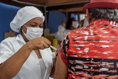 Mais de 535 mil gonçalenses já foram imunizados contra Covid-19