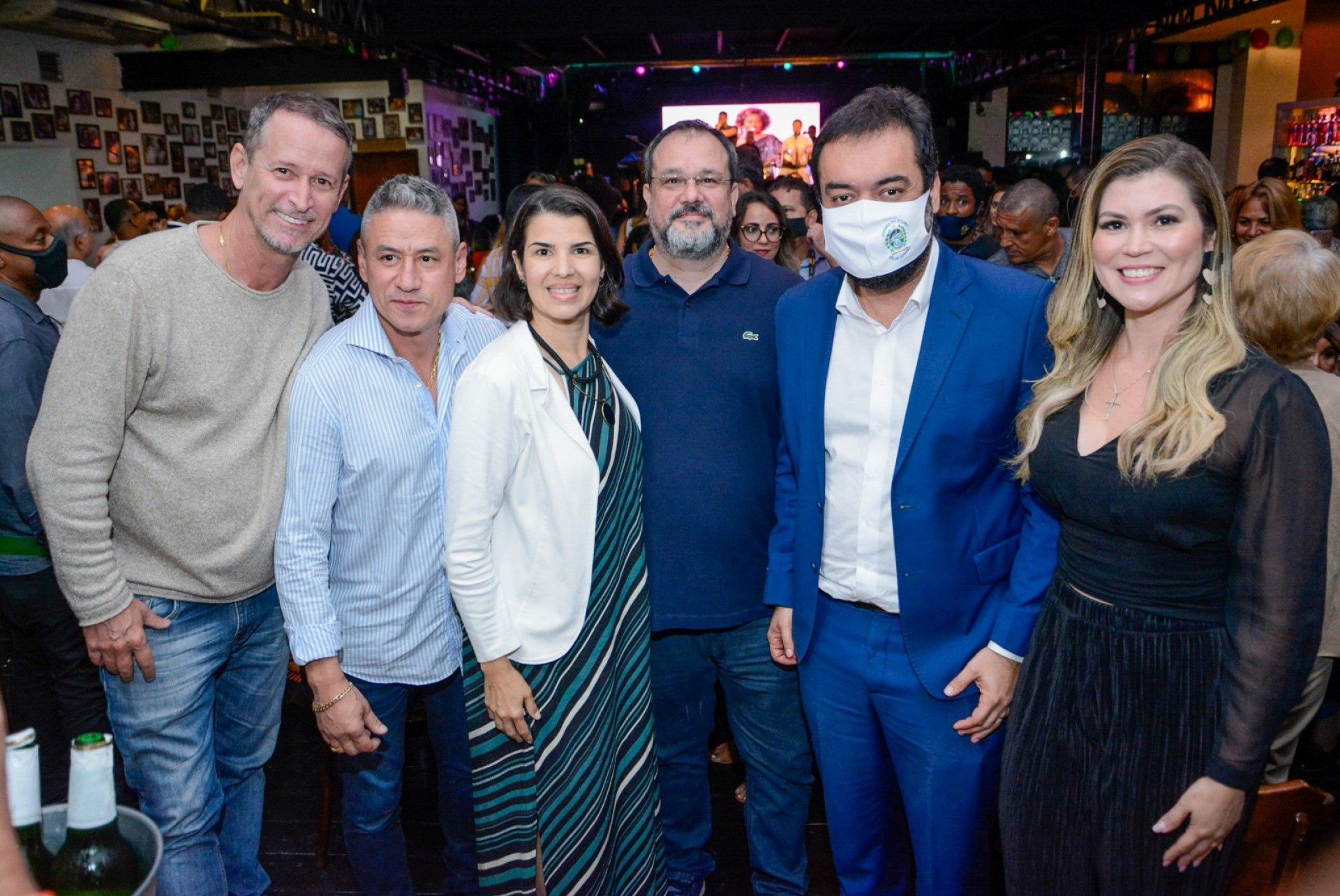 Claudio Castro, Governador do Rio, em show da cantora Alcione - Webert Belicio/Agnews