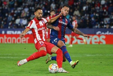 Com gol do brasileiro Matheus Cunha, Atlético de Madri empata com o Levante
