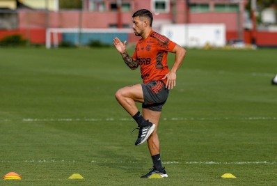 OLHANDO PARA O FUTURO