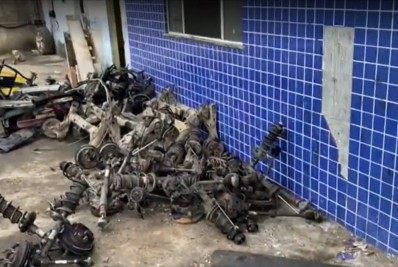 Polícia Militar estoura grande ferro velho de desmanche de veículos em Belford Roxo