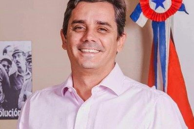 Prefeito de Maricá revela estar com Covid-19 pela segunda vez