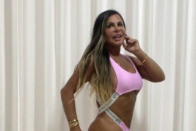 Gretchen mostra as curvas e recebe elogios nas redes sociais