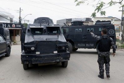 Após morte de PM no Complexo do Salgueiro, idosa é baleada durante operação do Bope