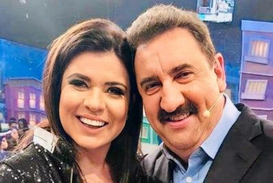 Mara Maravilha recebe elogio de Latino no Programa do Ratinho