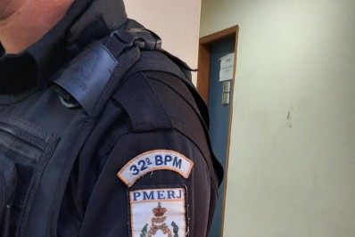 Criminoso tenta assaltar PM de folga e é preso com réplica de pistola em Rio das Ostras